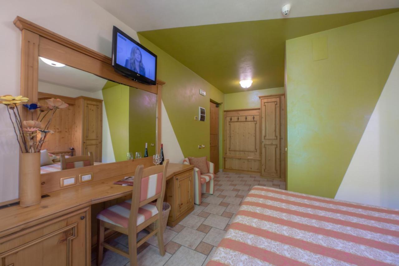 Hotel Lo Fleye Saint-Pierre Dış mekan fotoğraf